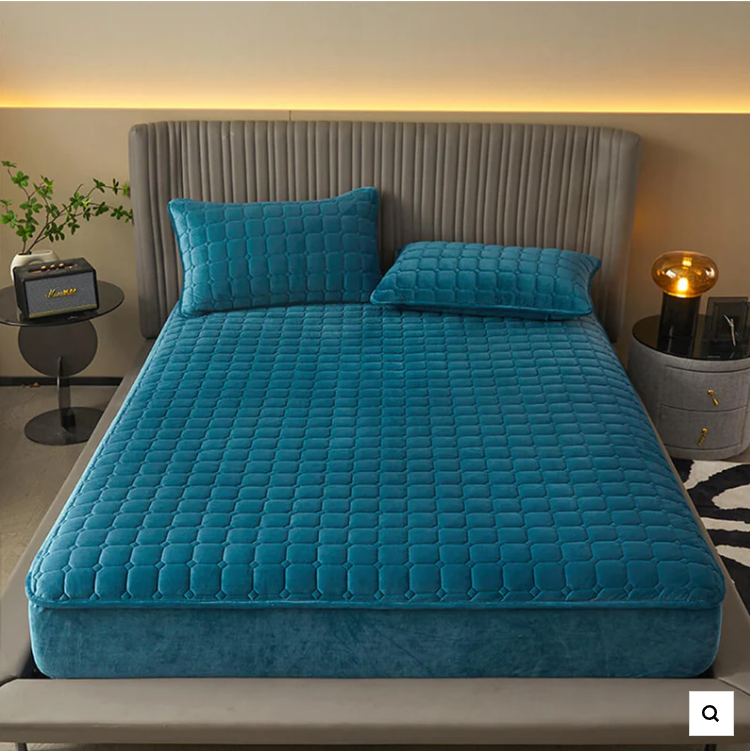 NON-SLIP PLUSH VELVET WARM BED SHEETS