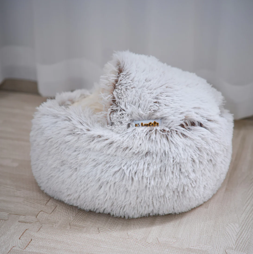 Cozy Winter Pet Bed