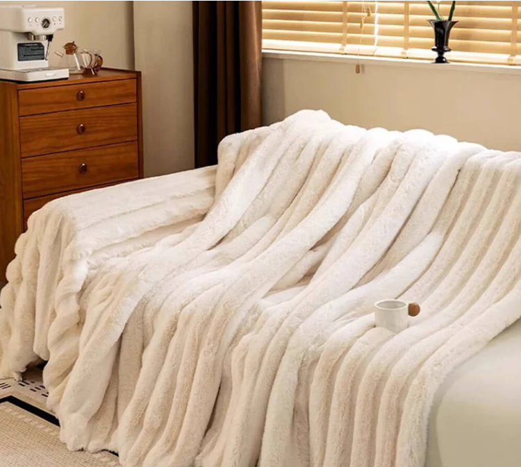 Luxury Skin-Friendly Stripe Faux Fur Couch Cover
